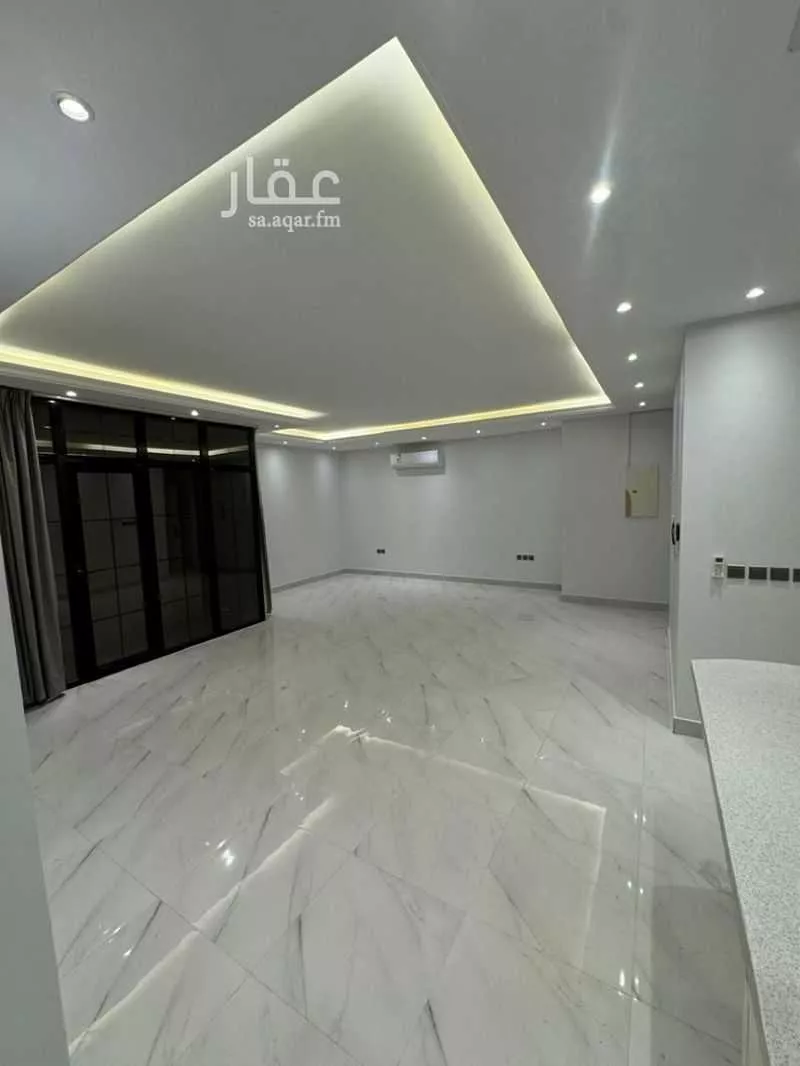 شقة 3 غرف في الملقا 4