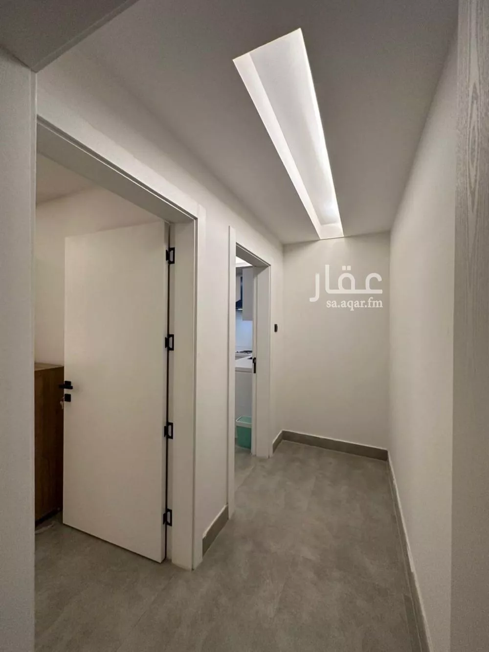 شقة 1 غرف في الملقا 4