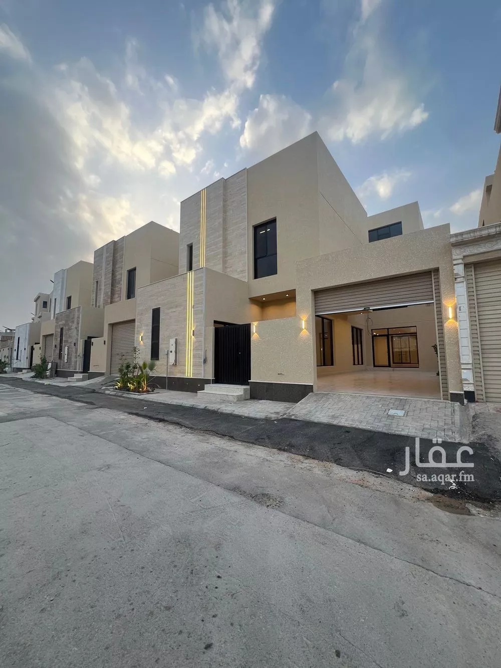 5 bedroom villa in Al Mahdiyyah 1