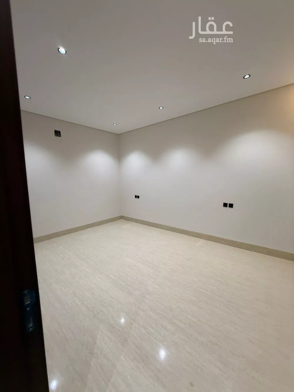 فيلا 5 غرف في المهدية 5