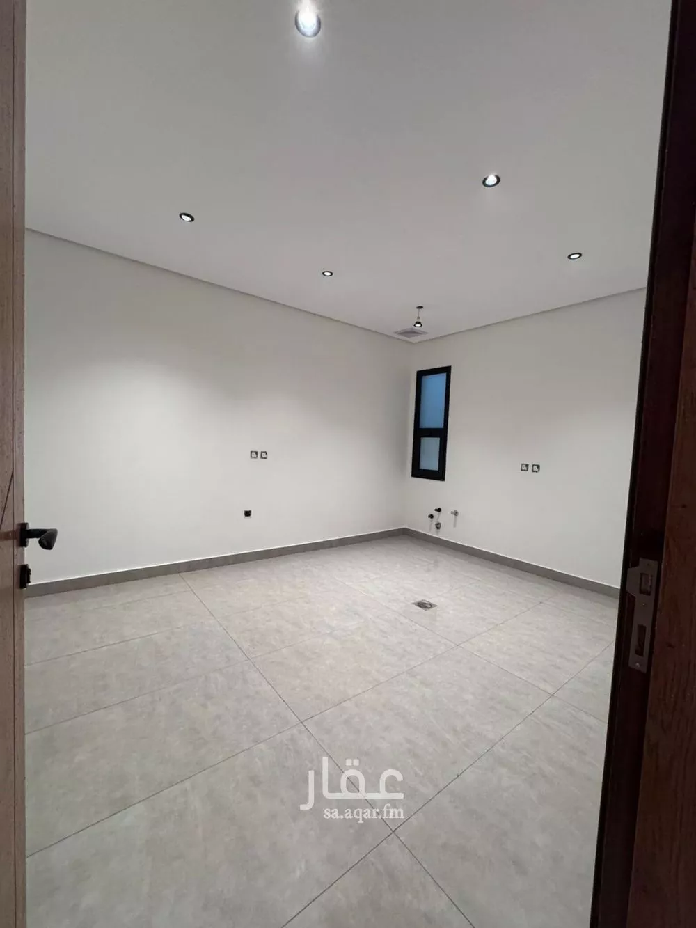 شقة 5 غرف في الشعلة 4