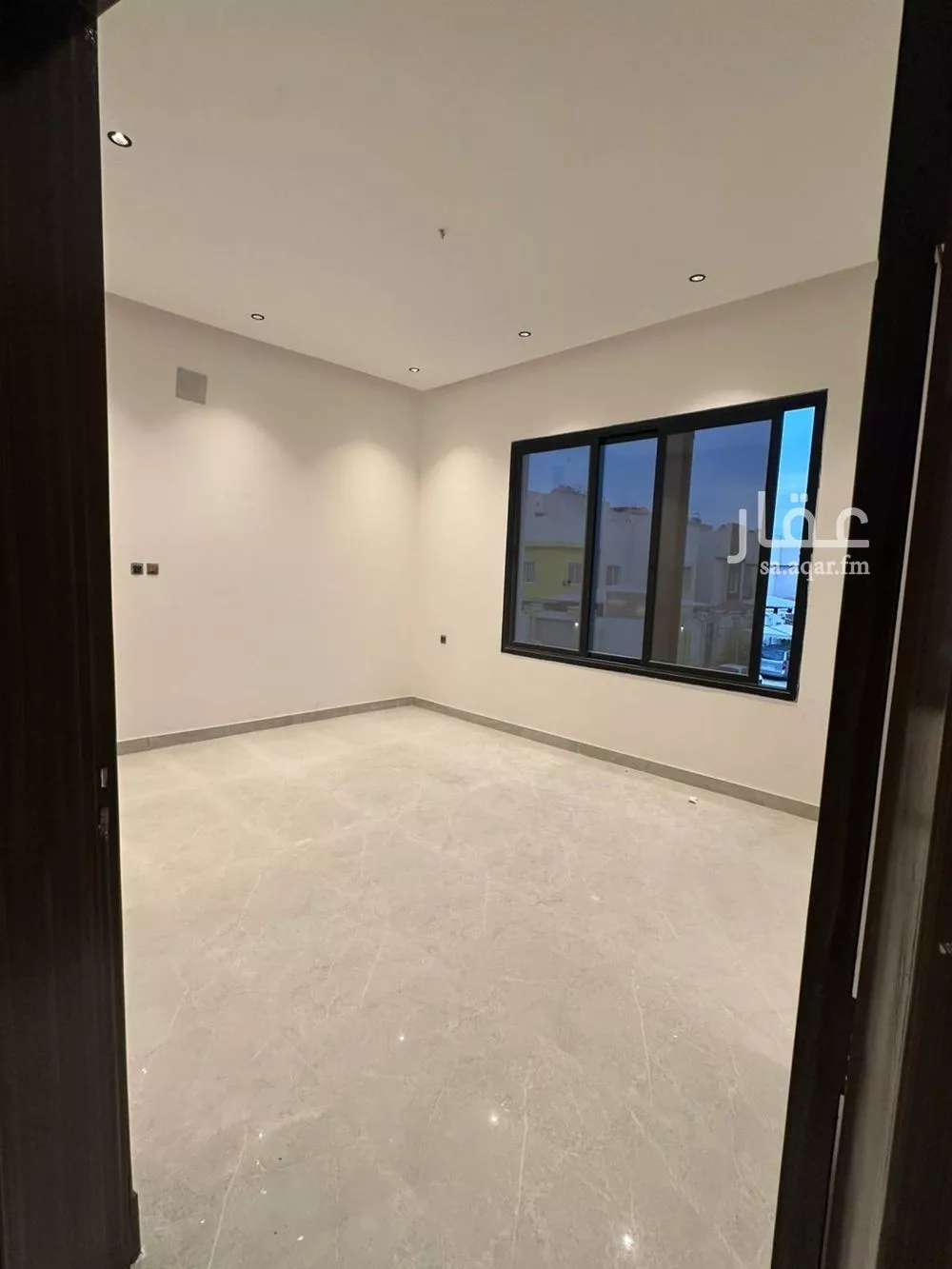 شقة 5 غرف في الشعلة 5