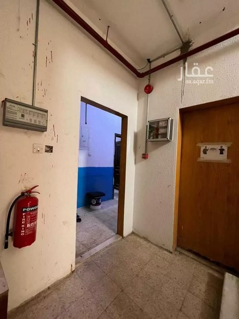 عقار 32 غرف في النظيم، الرياض 25