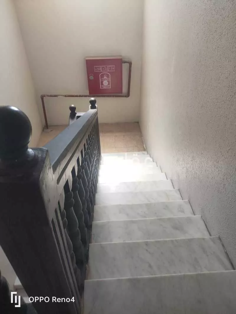 عقار 32 غرف في النظيم، الرياض 14