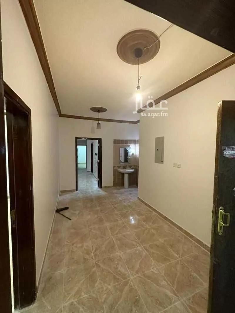 شقة 4 غرف في بدر 2