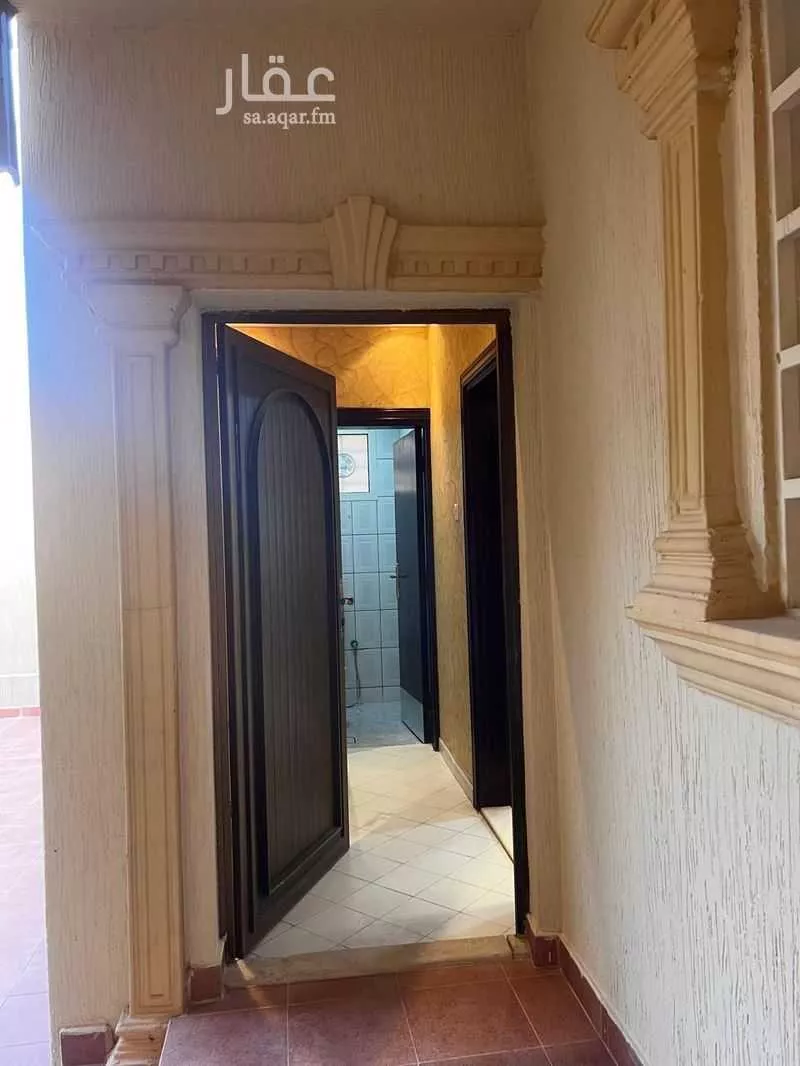 فيلا 4 غرف في الربوة، الرياض 7