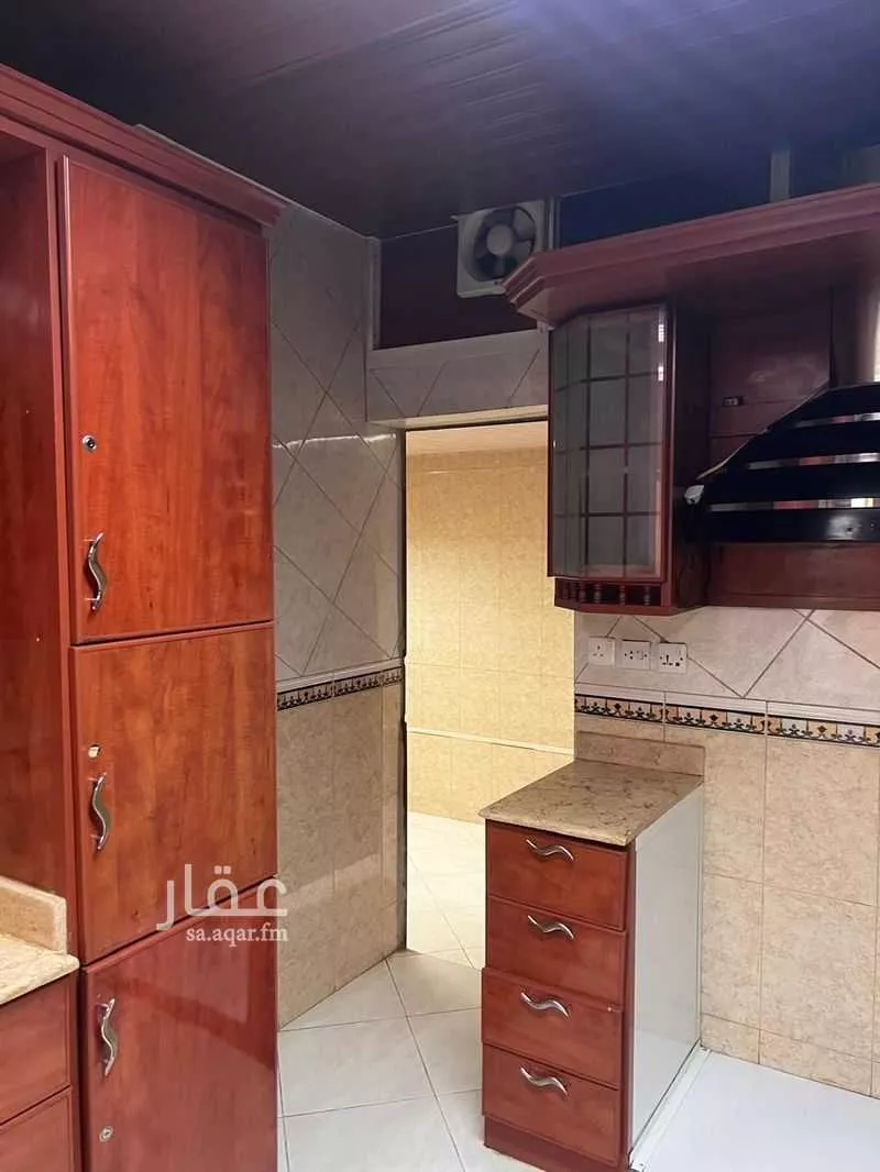 فيلا 4 غرف في الربوة، الرياض 14