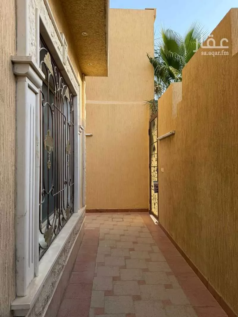 8 bedroom villa in Al Rabwa, Riyadh 5