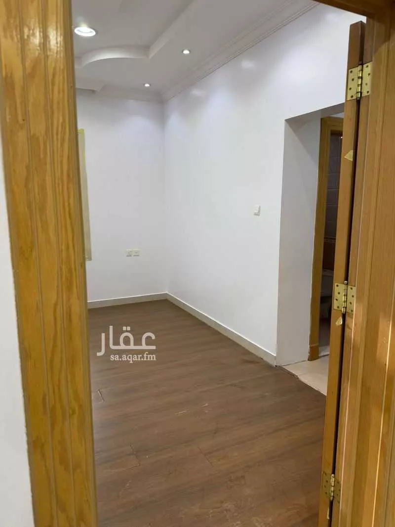 8 bedroom villa in Al Rabwa, Riyadh 18