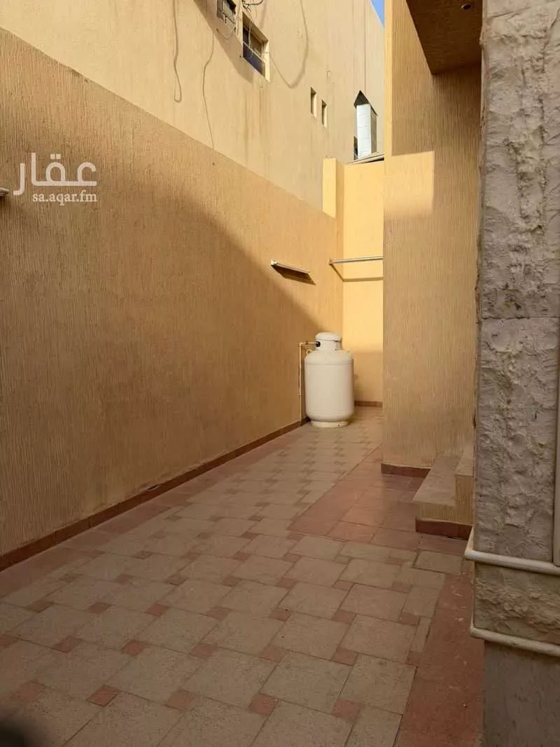 8 bedroom villa in Al Rabwa, Riyadh 6