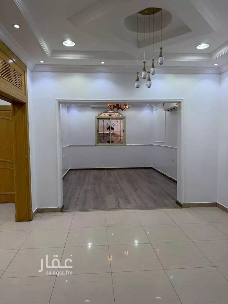 8 bedroom villa in Al Rabwa, Riyadh 14