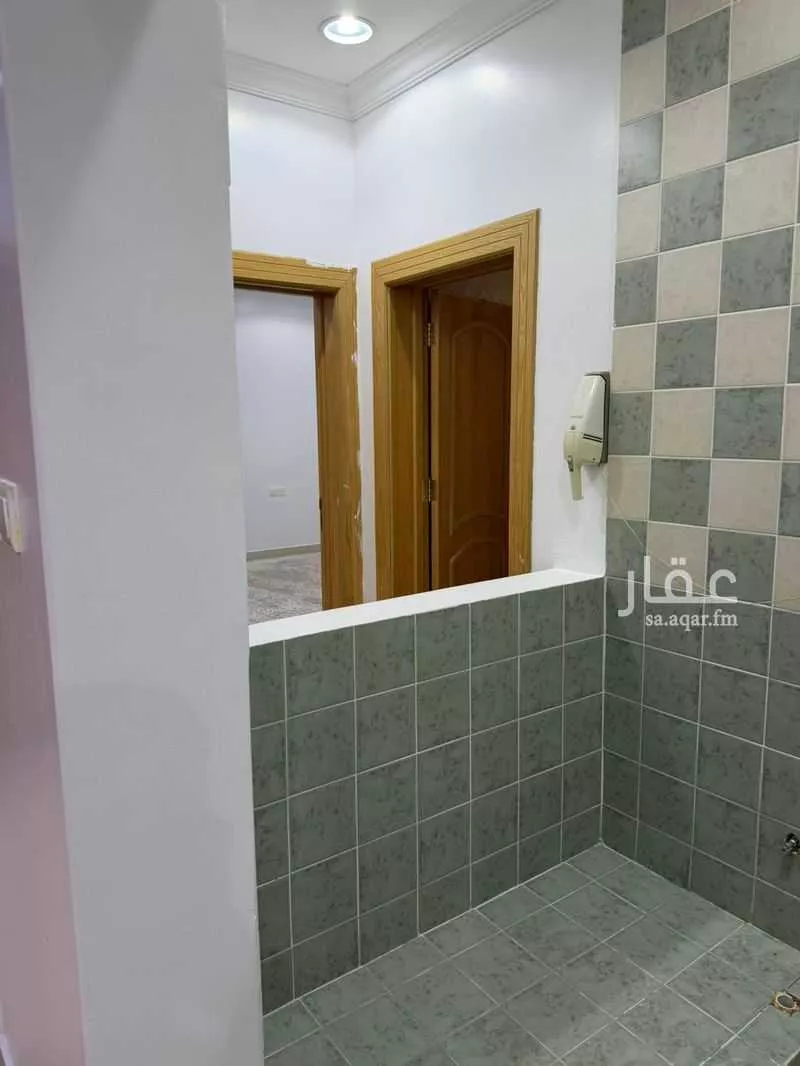 8 bedroom villa in Al Rabwa, Riyadh 22