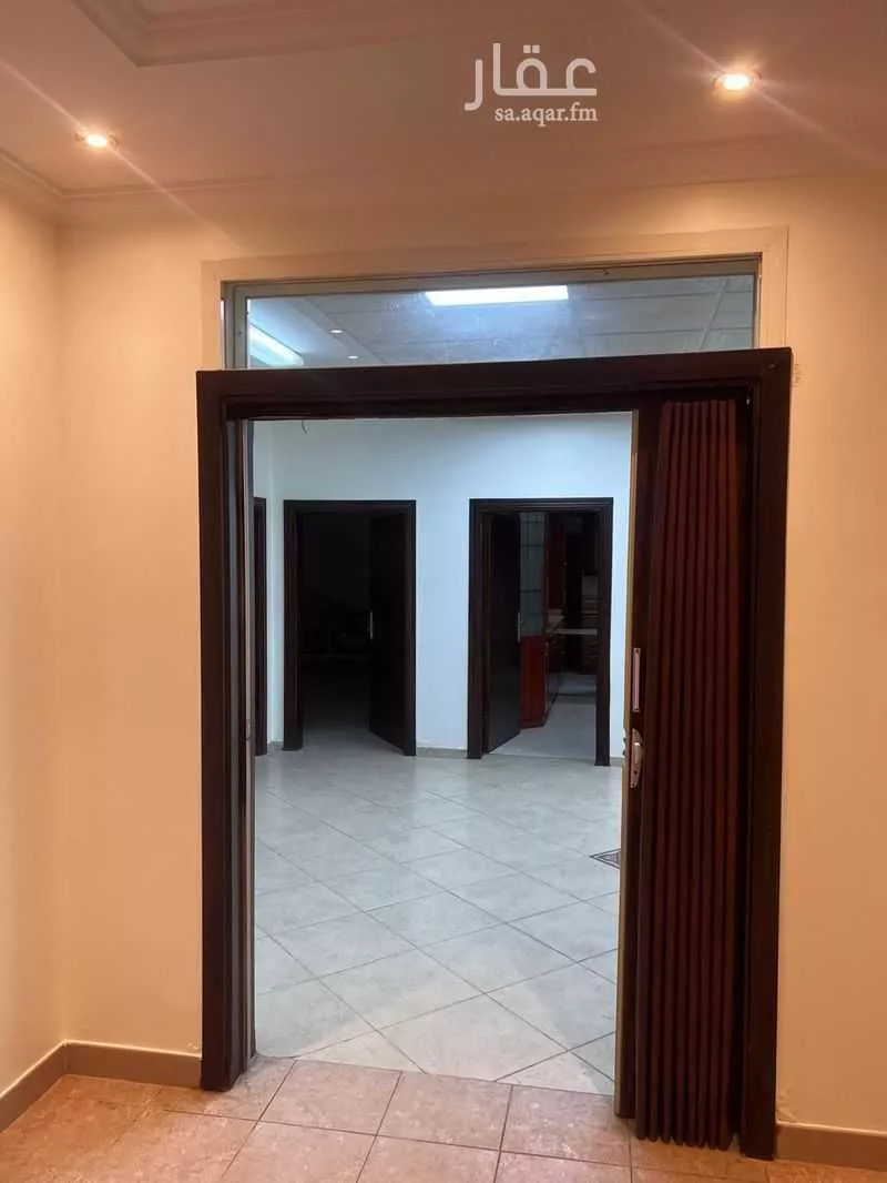 فيلا 4 غرف في الربوة، الرياض 4