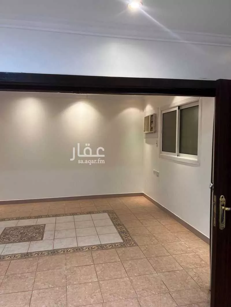 فيلا 4 غرف في الربوة، الرياض 10