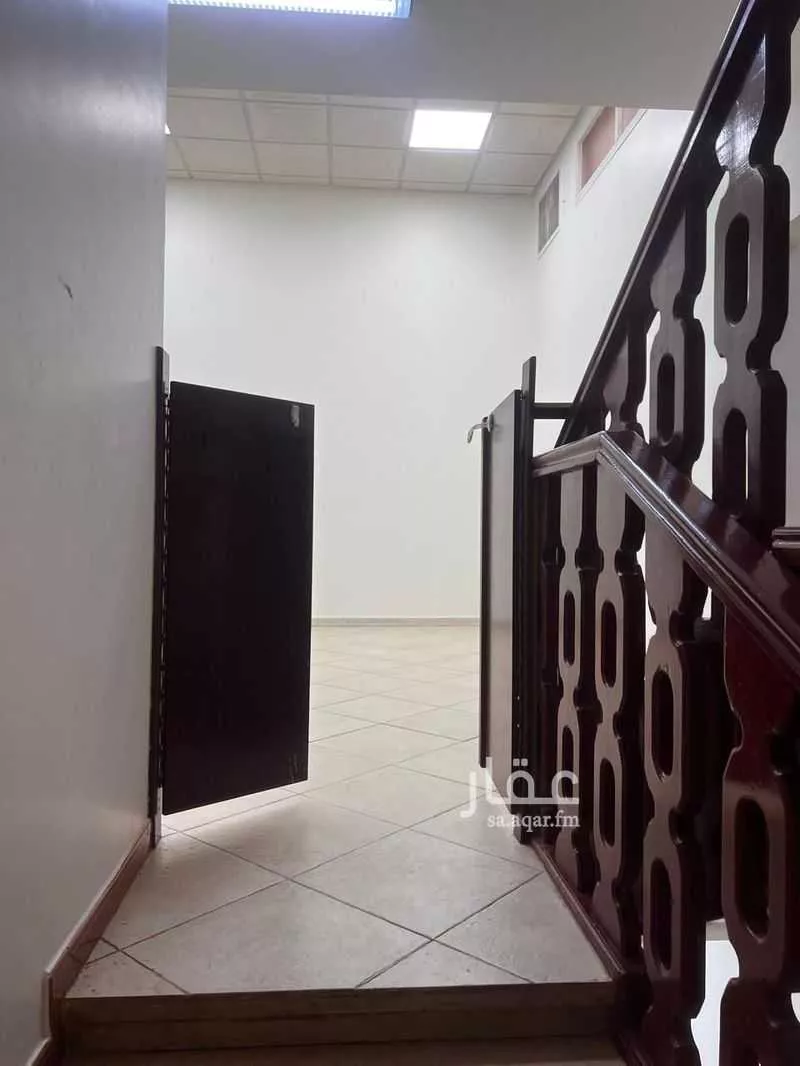 فيلا 4 غرف في الربوة، الرياض 18