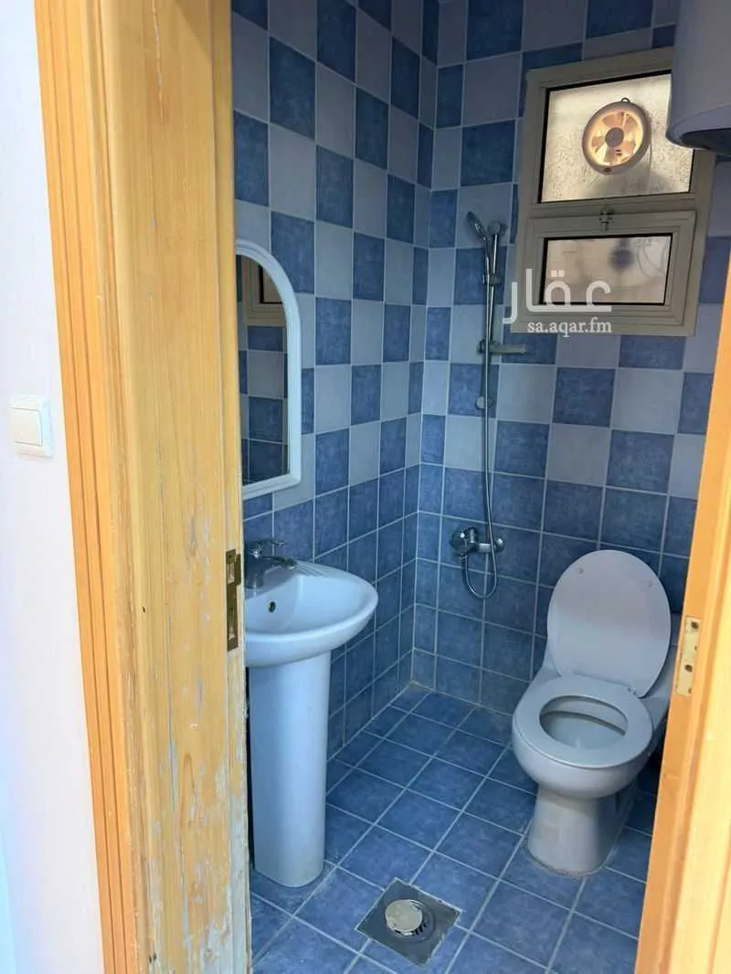 8 bedroom villa in Al Rabwa, Riyadh 31