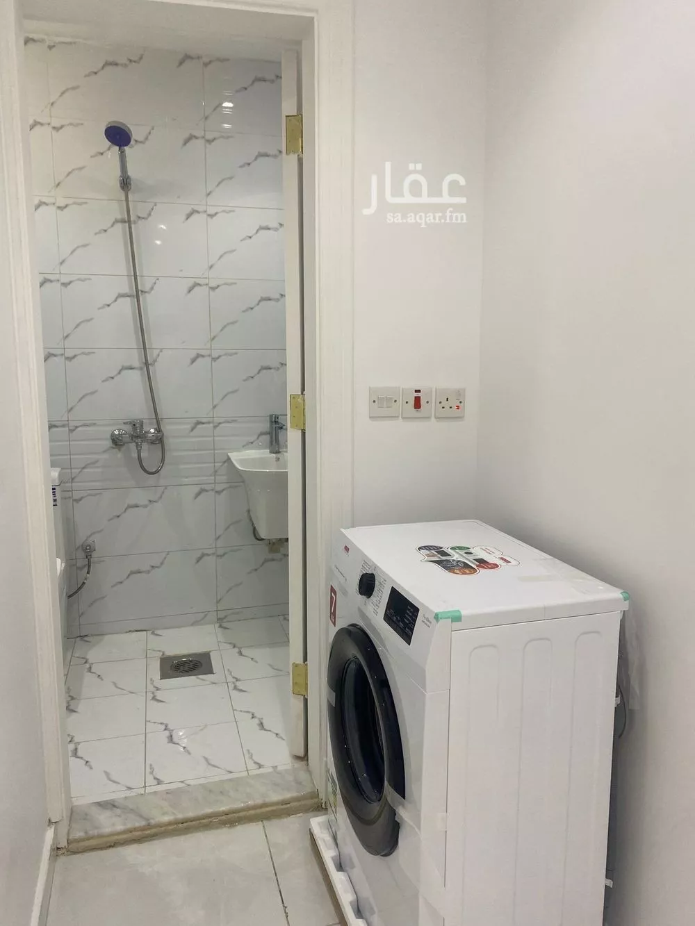 150 sqm building in Umm Al Hamam Al Sharqi 4