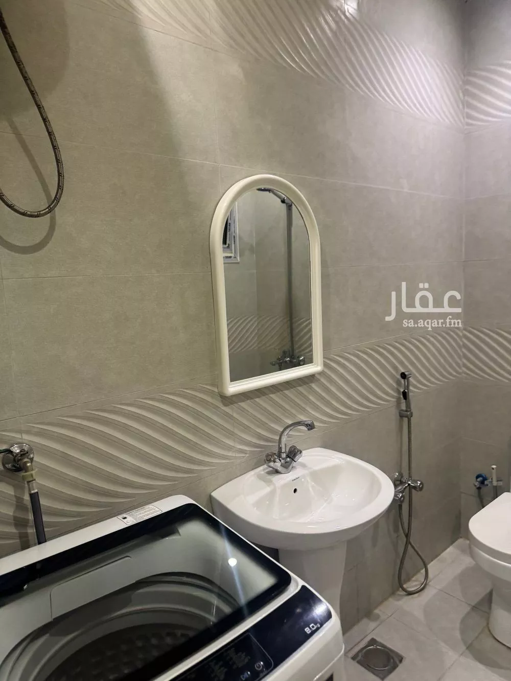 شقة 2 غرف في ام الحمام الشرقي 5