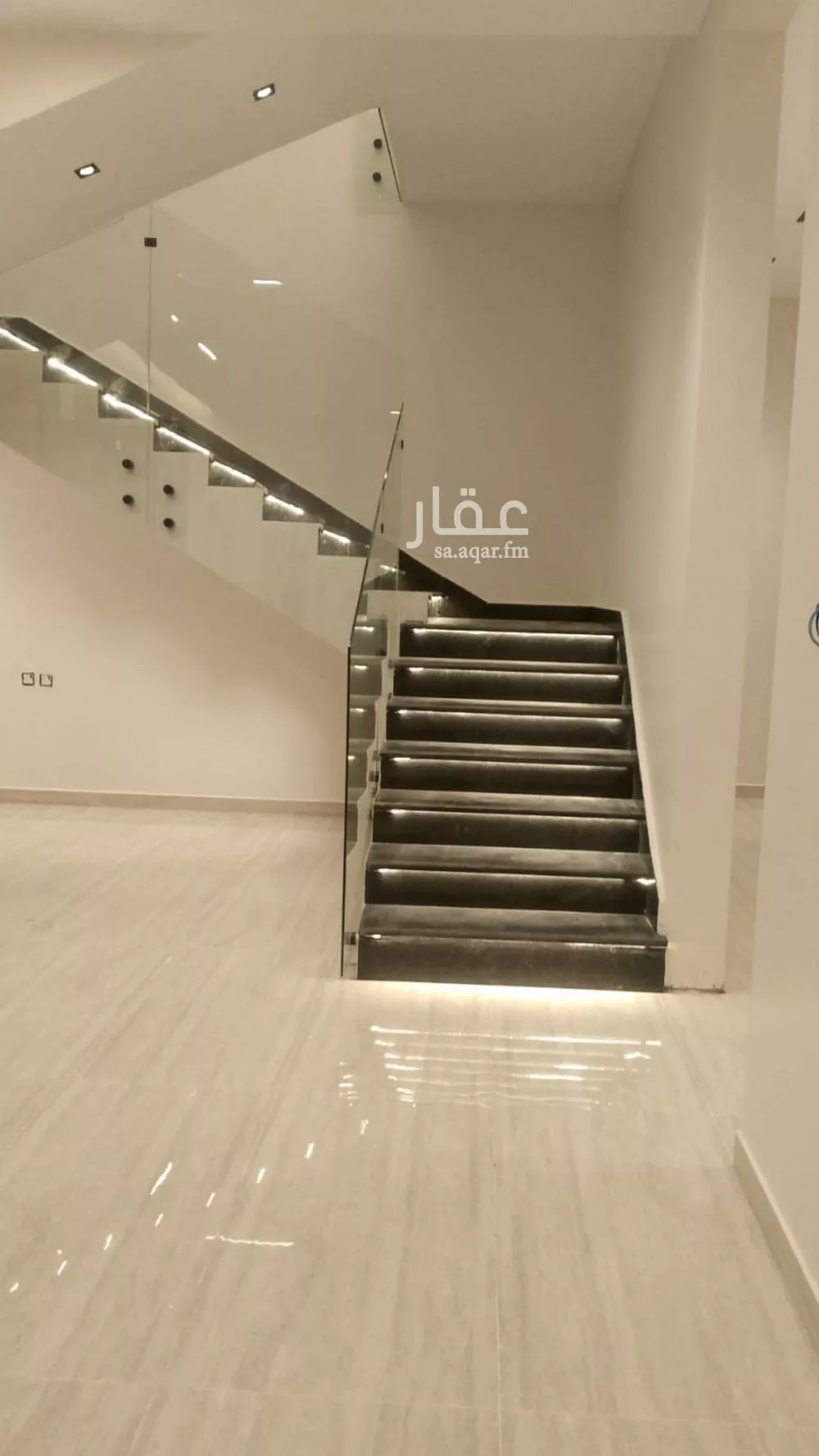 فيلا 6 غرف في الرمال 4