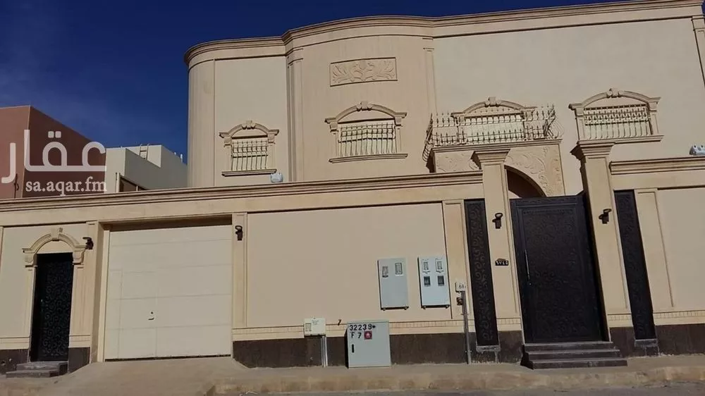 فيلا 10 غرف في الياسمين 1