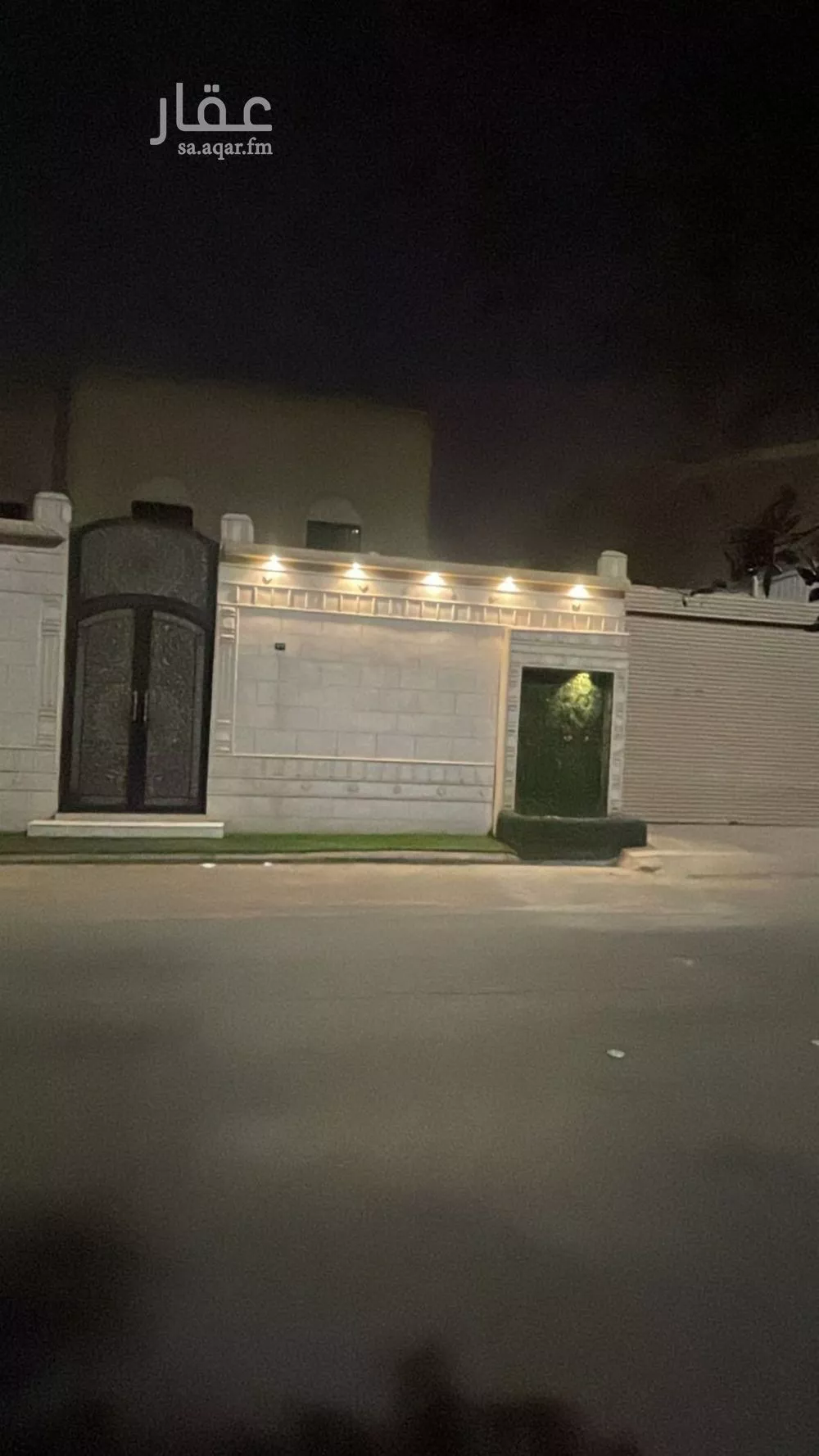 فيلا 9 غرف في الروضة 5