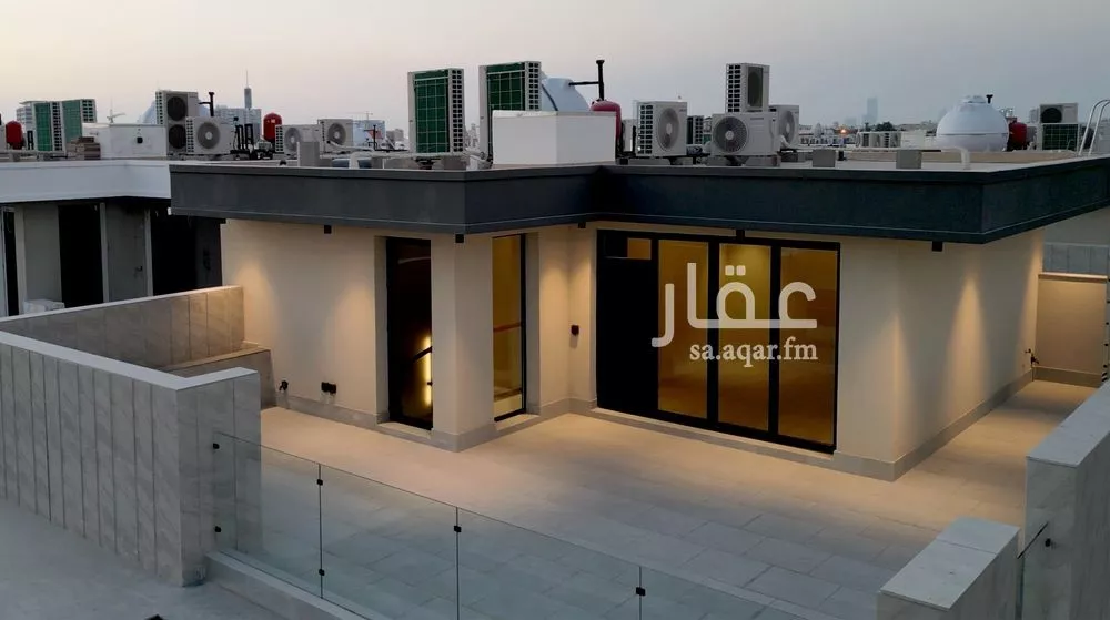 فيلا 7 غرف في الروضة 3