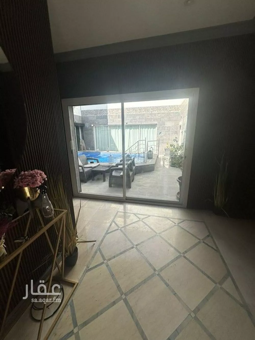 فيلا 9 غرف في البساتين 2