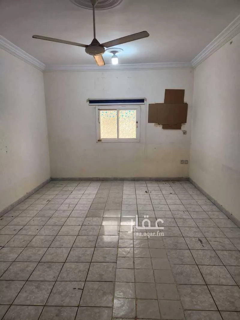 3 bedroom apartment in Al Sharafiyah, Jeddah 4