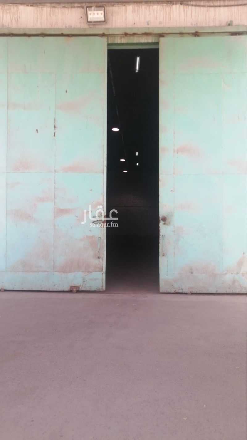 1 bedroom warehouse in Al Sorouriyah, Jeddah 4