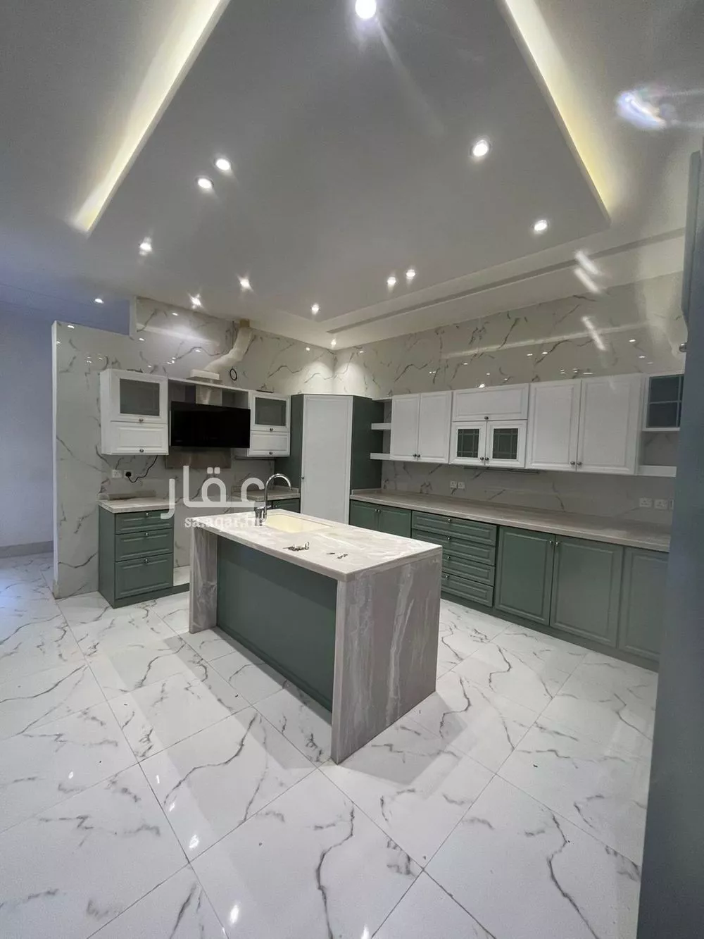 15 bedroom villa in Al Aridh 1