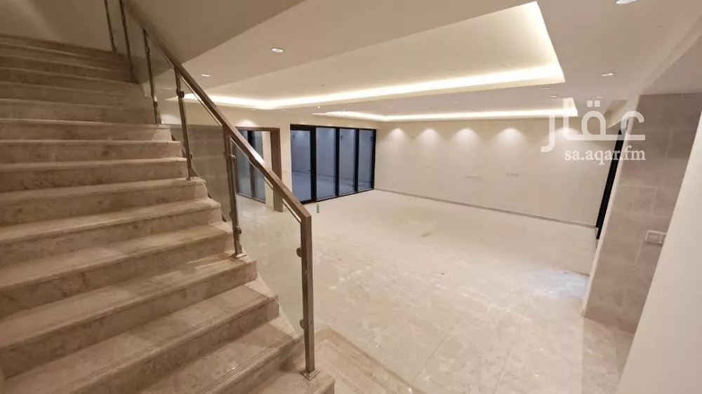 6 bedroom villa in Okaz 4