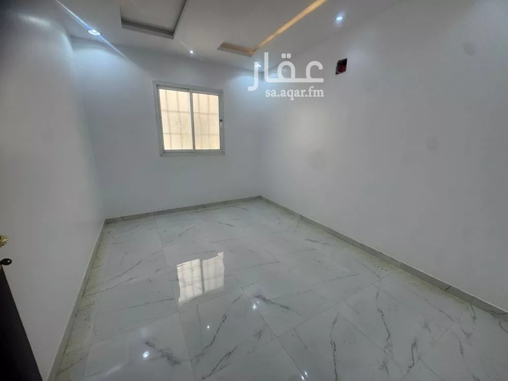 فيلا 6 غرف في الرمال 4