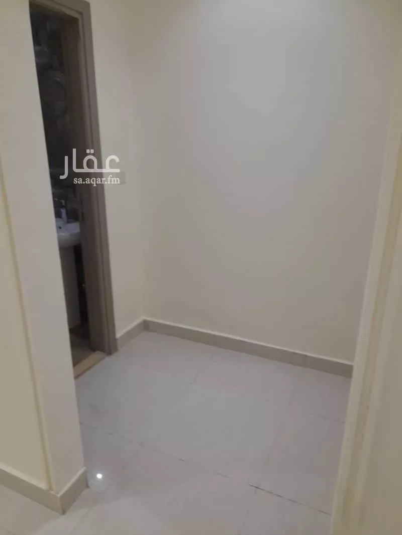 4 bedroom apartment in Al Nuzhah, Jeddah 6