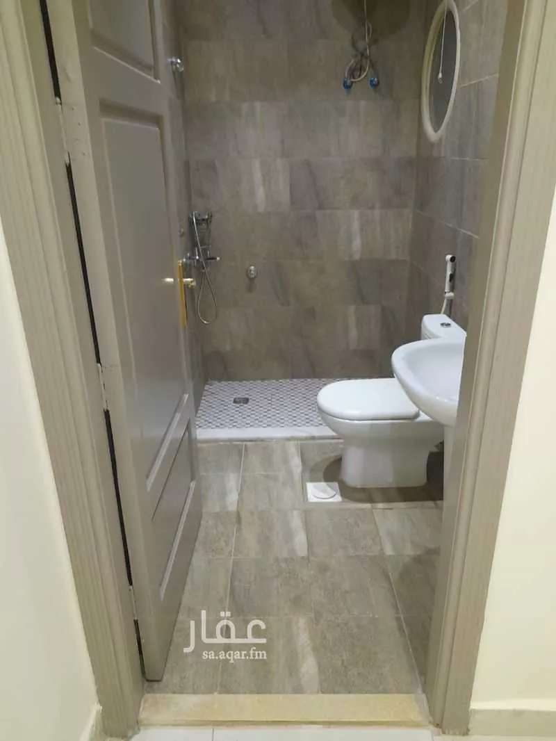 4 bedroom apartment in Al Nuzhah, Jeddah 12