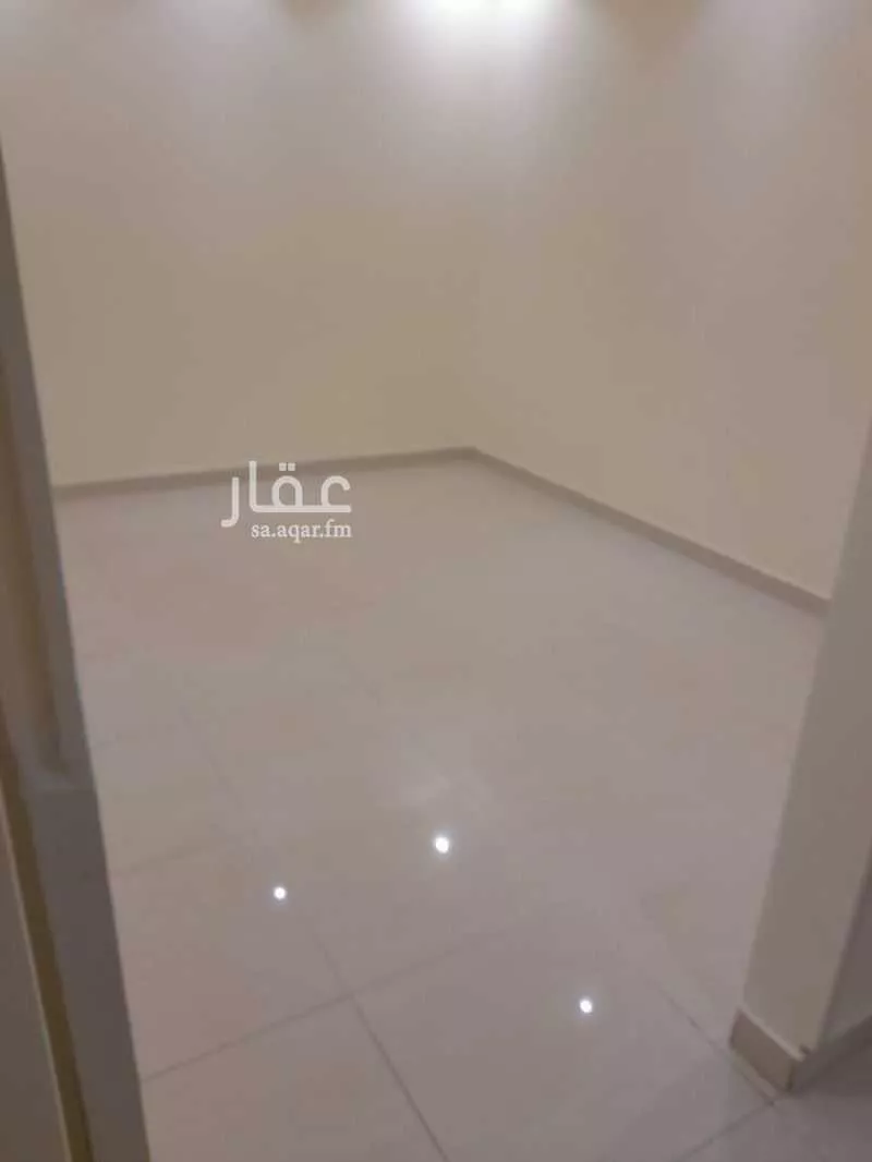 4 bedroom apartment in Al Nuzhah, Jeddah 11