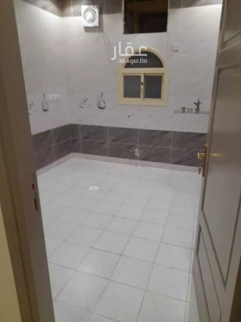 4 bedroom apartment in Al Nuzhah, Jeddah 7