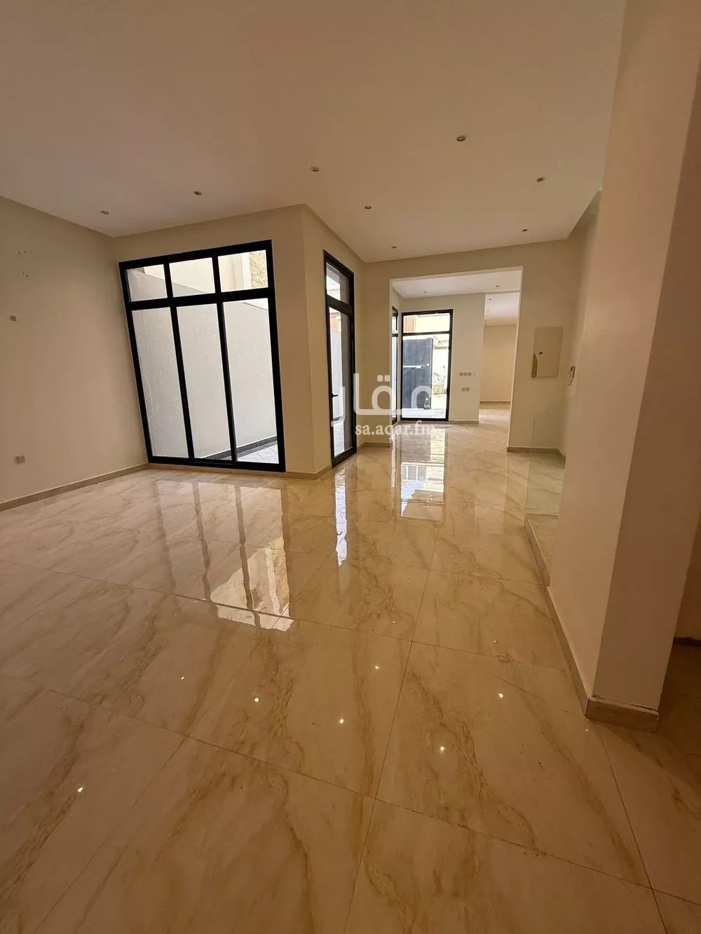 7 bedroom villa in Al Munsiyah, Riyadh 14