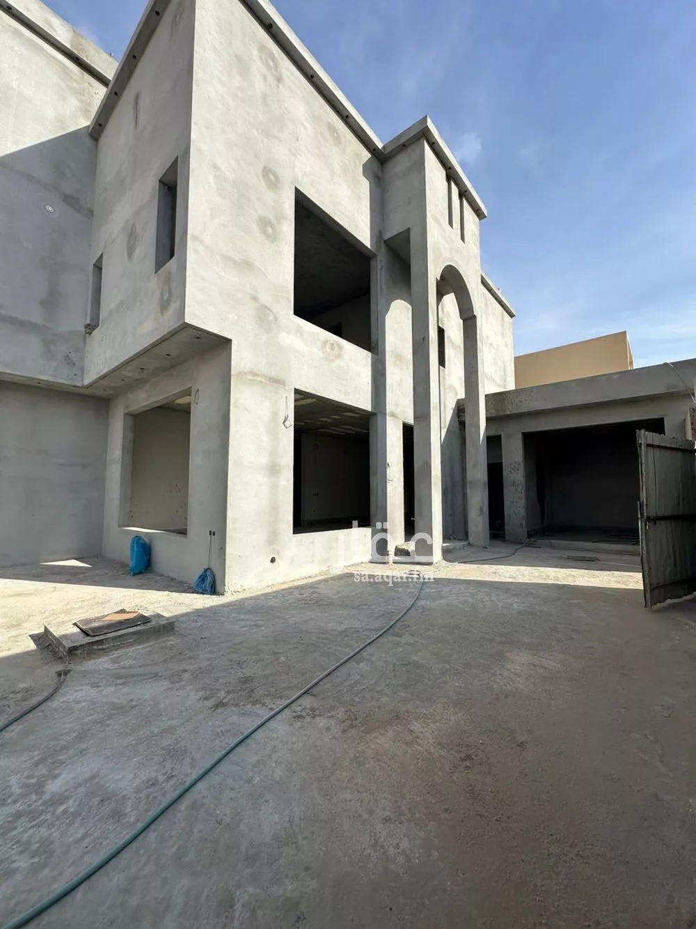 8 bedroom villa in Al Rimal 1