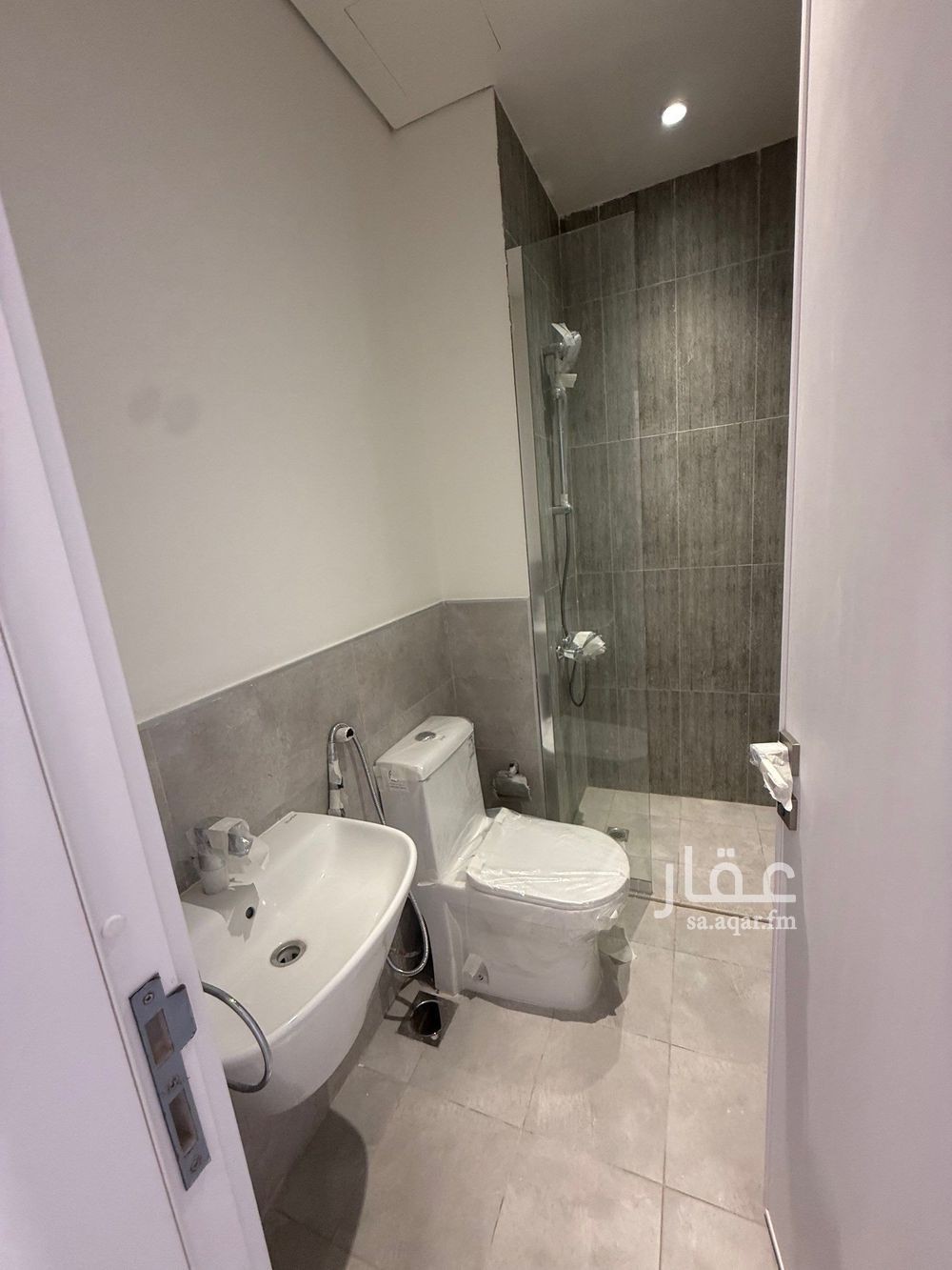 6 bedroom villa in Al Bashaer, Riyadh 23