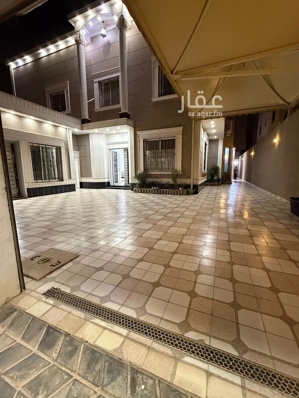 فيلا 11 غرف في المونسية 1