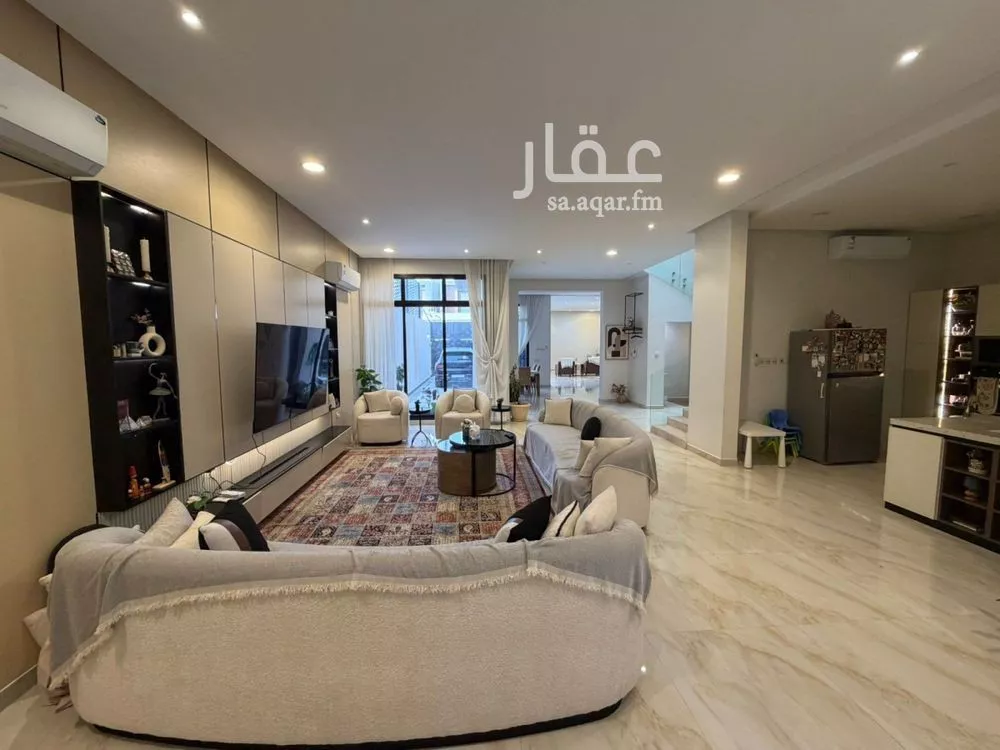6 bedroom villa in Al Munsiyah, Riyadh 5
