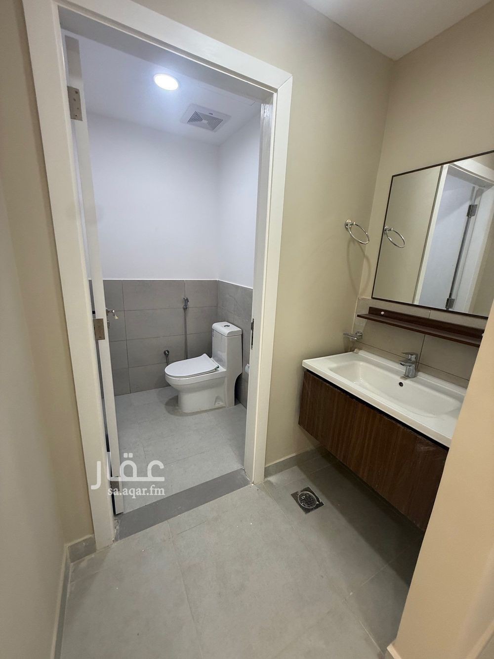 6 bedroom villa in Al Bashaer, Riyadh 8
