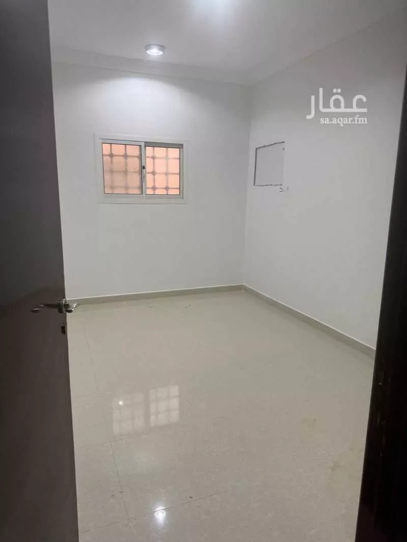 فيلا 4 غرف في طويق 5