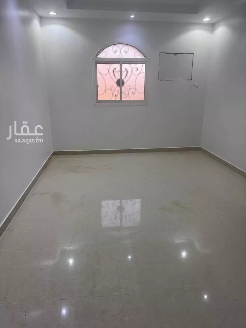 فيلا 4 غرف في طويق 3