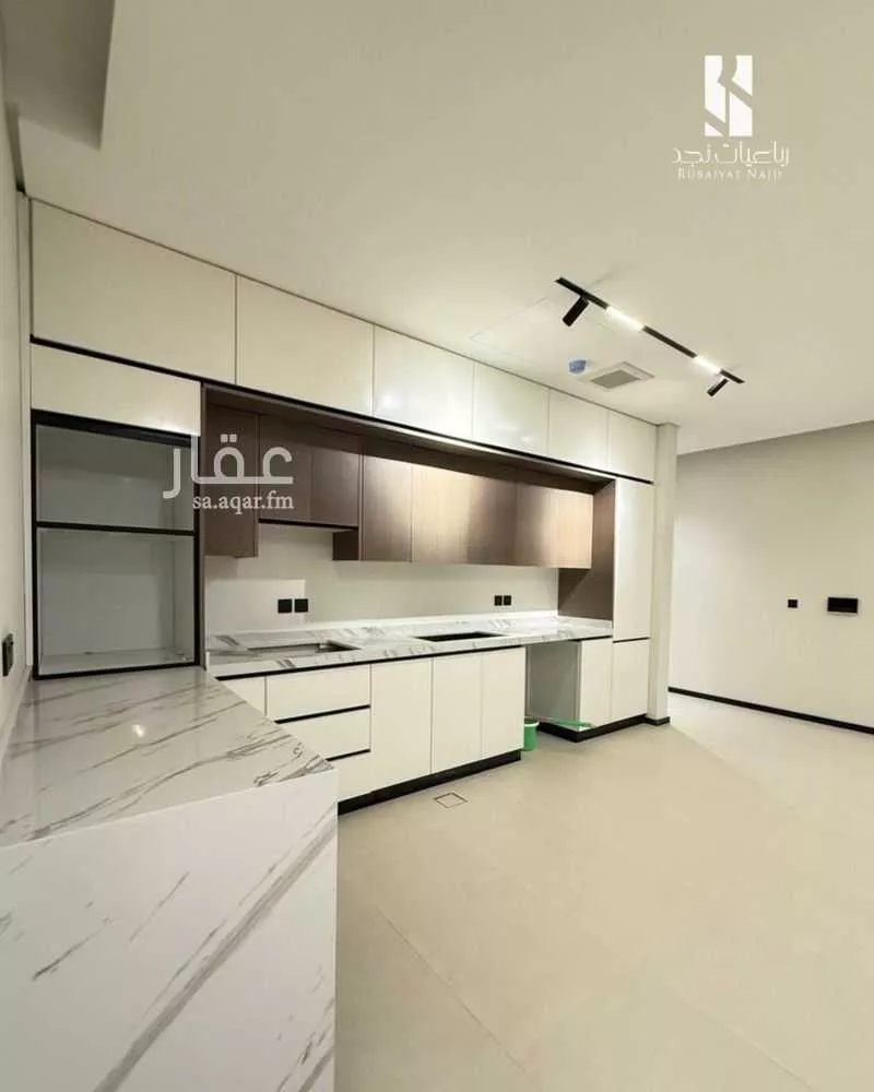 شقة 2 غرف في الملقا 3