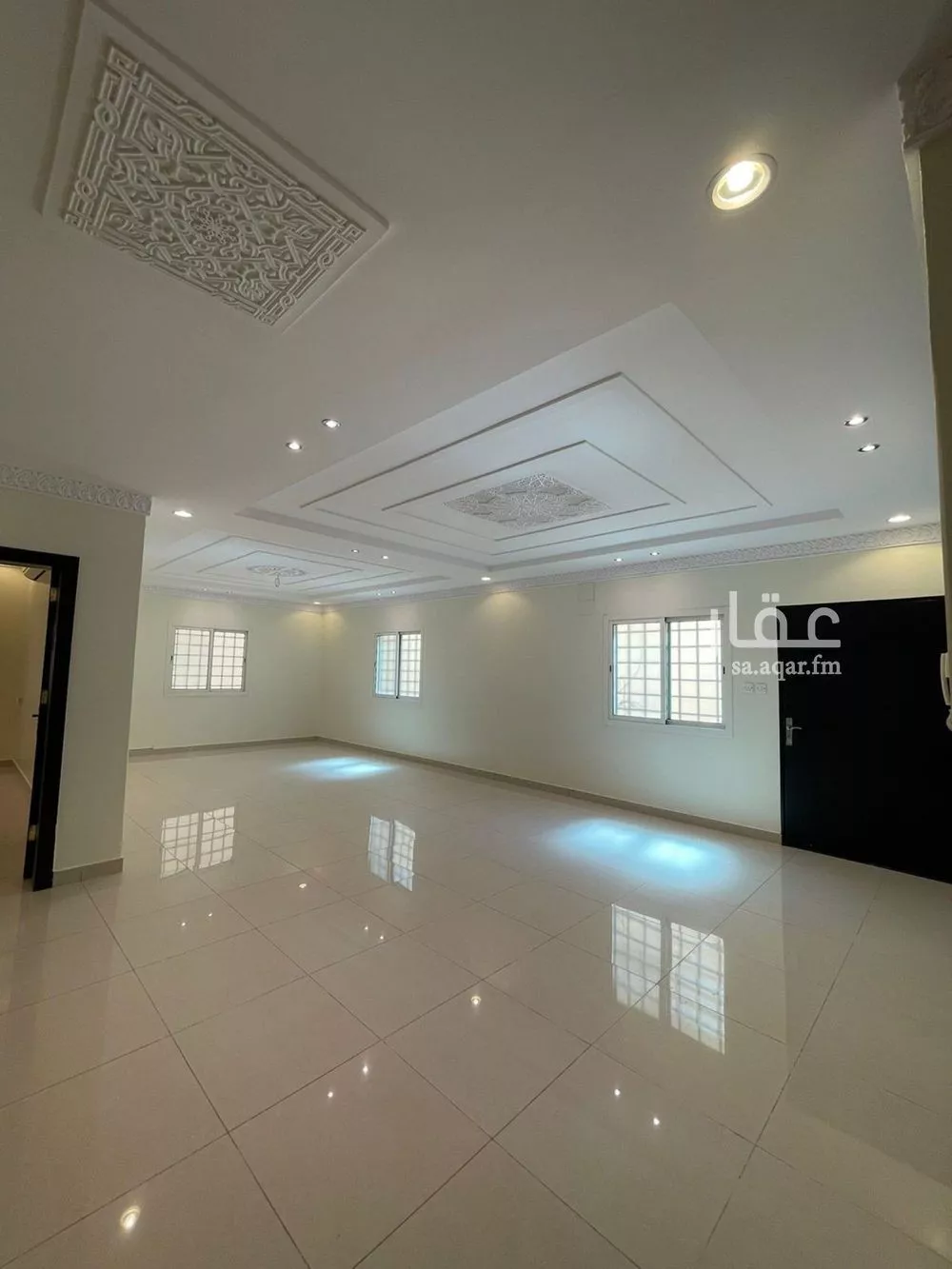 5 bedroom villa in Al Wadi, Riyadh 10