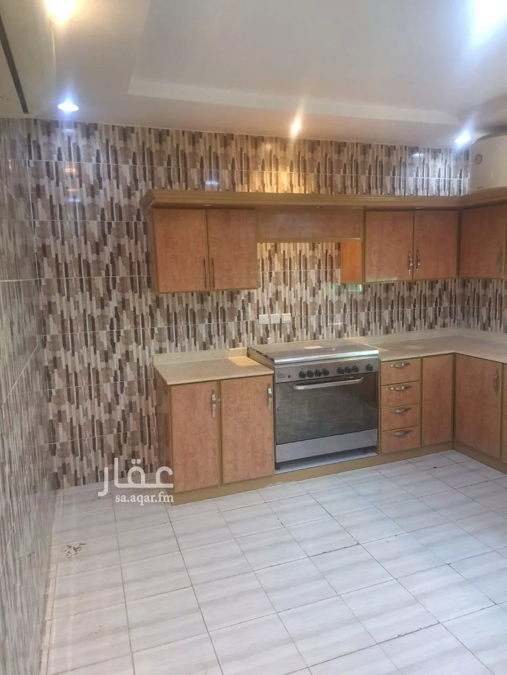 دور 3 غرف في العارض 5