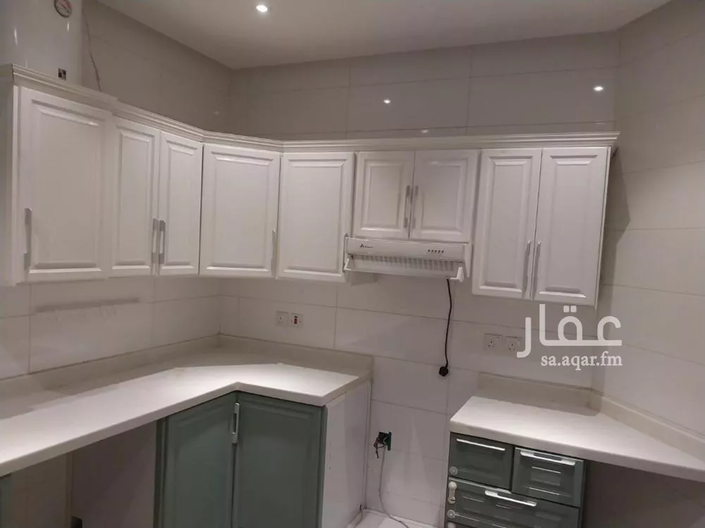 3 bedroom apartment in Qurtubah, Riyadh 8