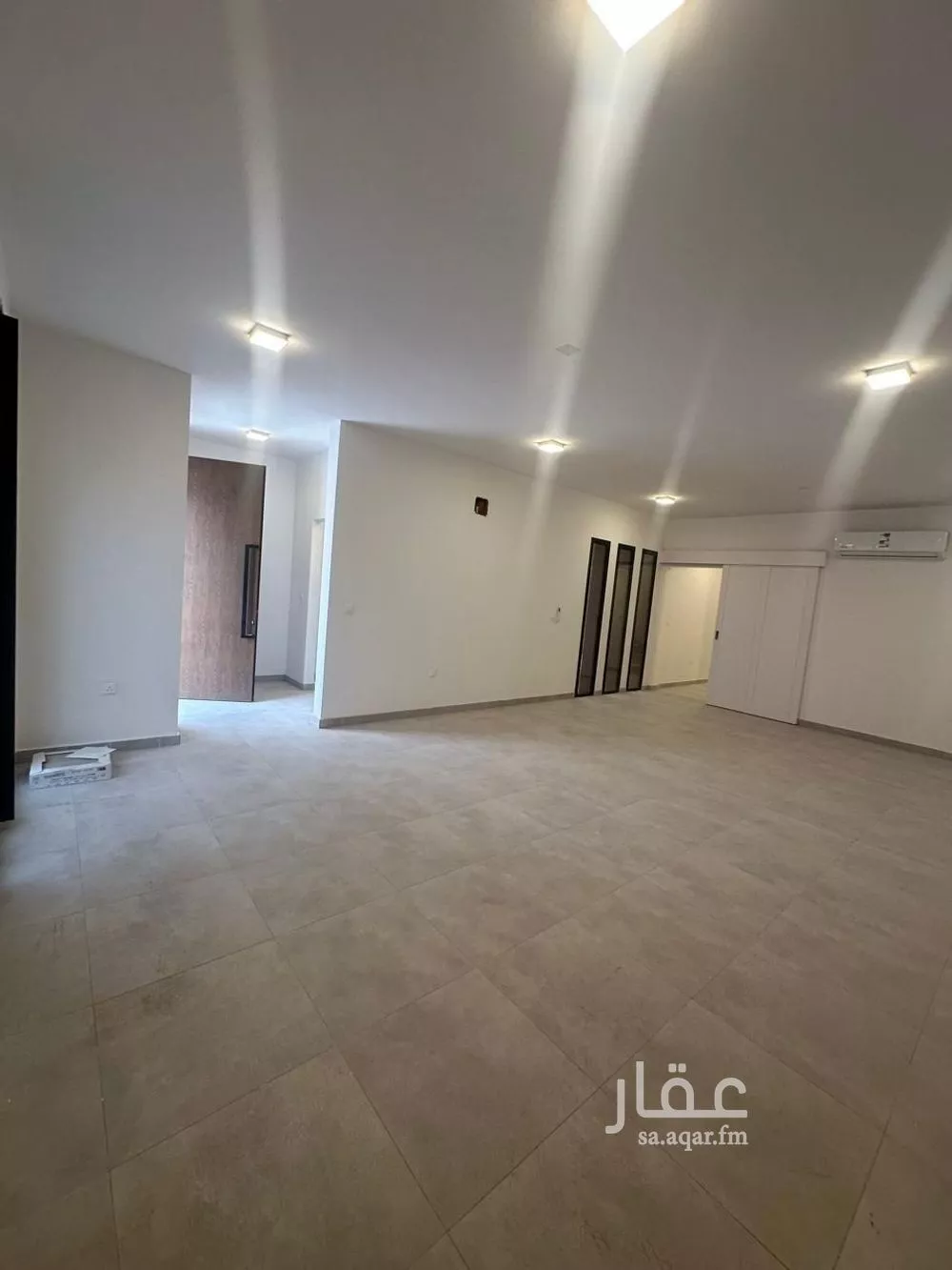 فيلا 5 غرف في النرجس 2