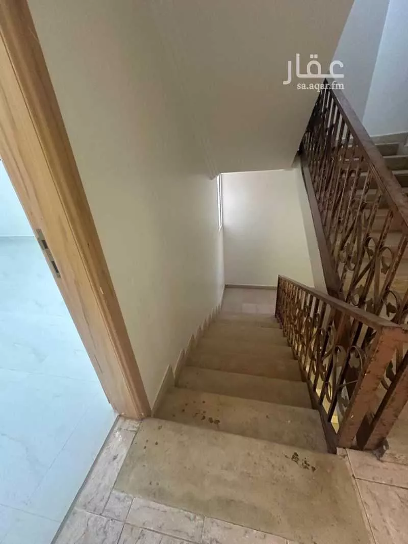 5 bedroom apartment in Al Zahrah, Riyadh 15